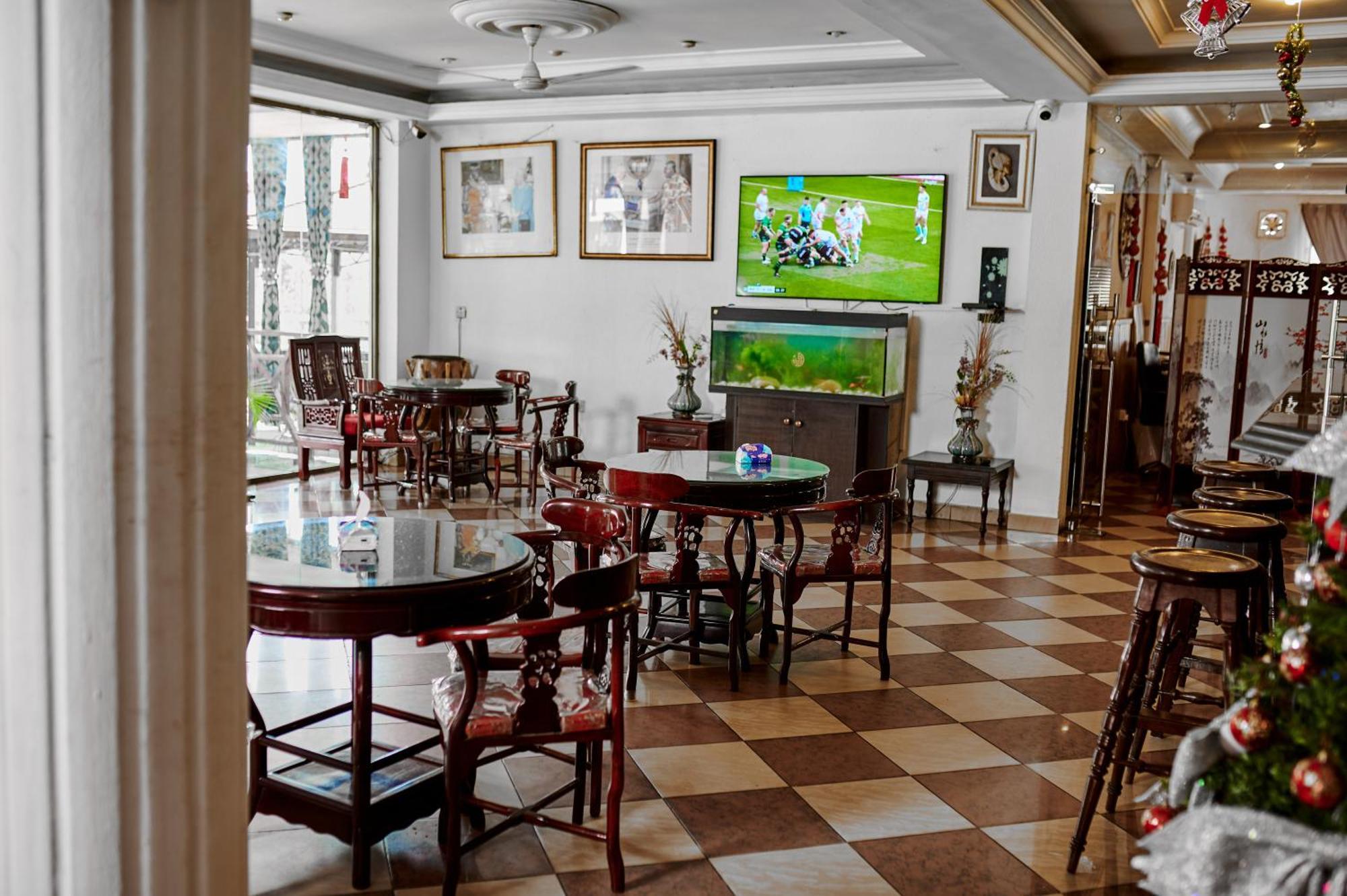 Royal Park Hotel And Chinese Restaurant Kumasi Exterior photo