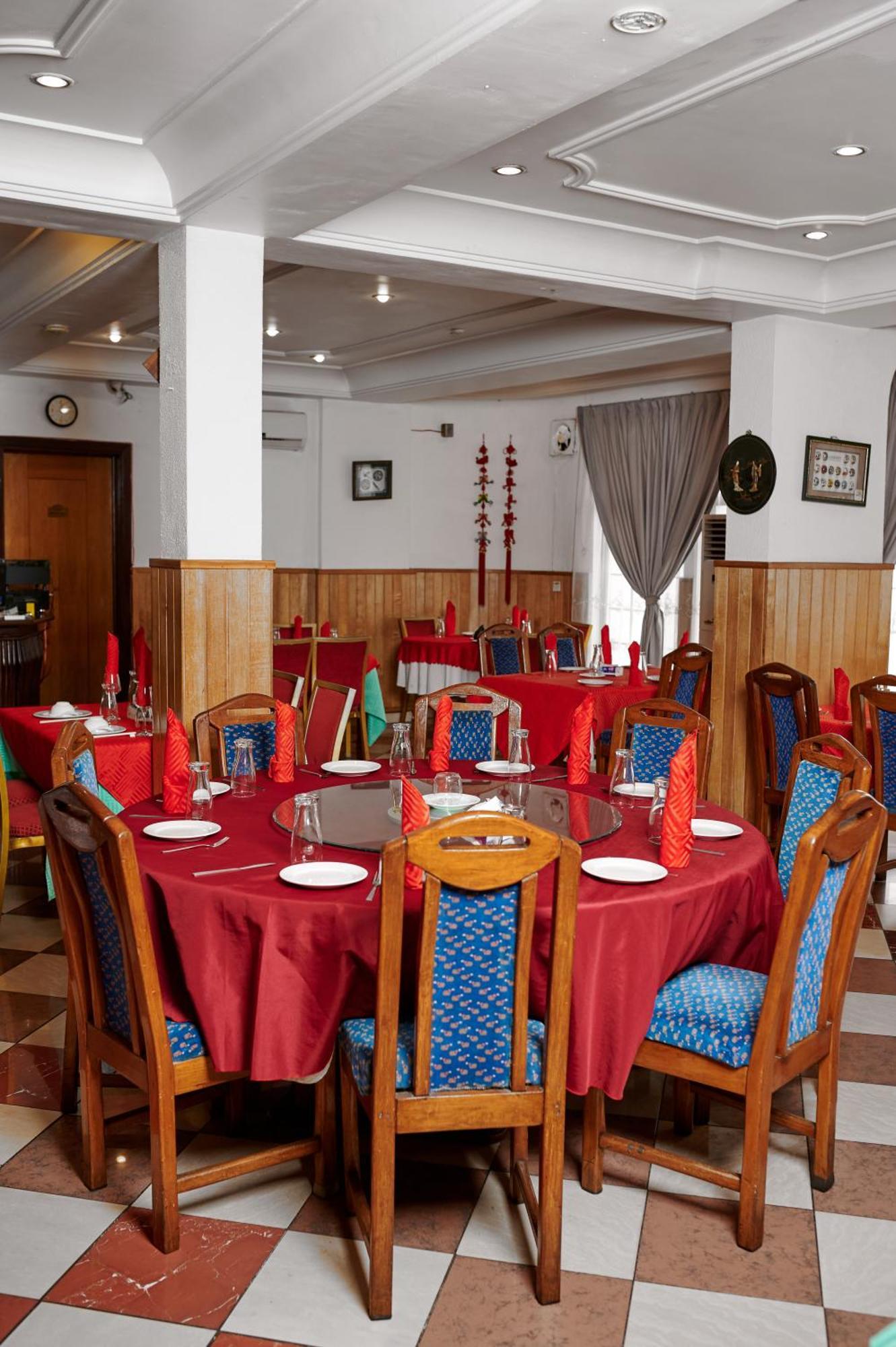 Royal Park Hotel And Chinese Restaurant Kumasi Exterior photo