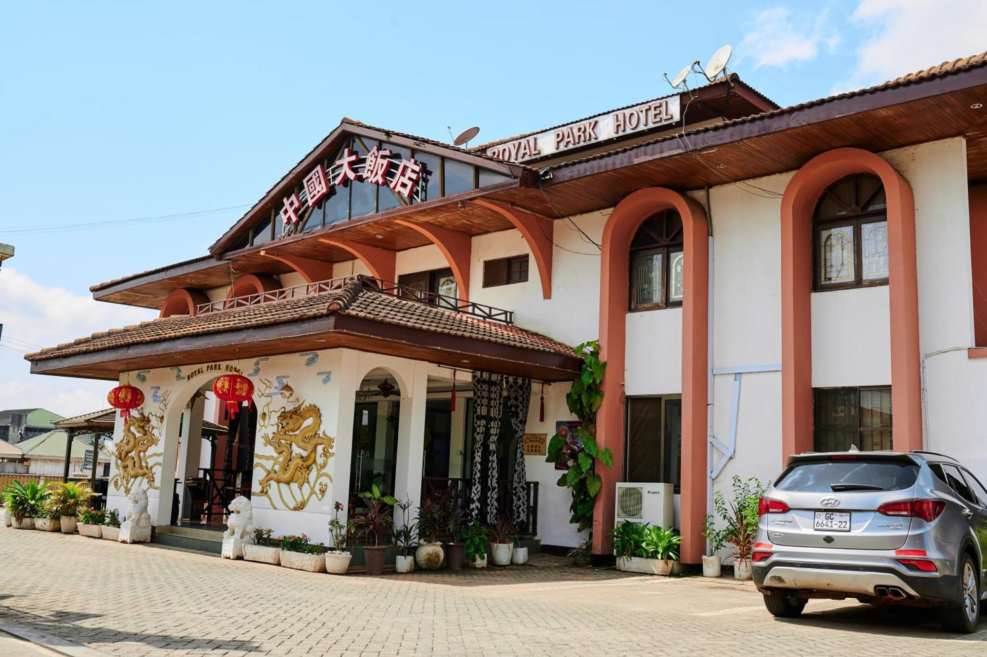 Royal Park Hotel And Chinese Restaurant Kumasi Exterior photo